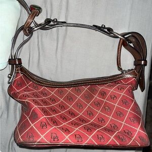 Authentic Dooney & Bourke medium size purse.